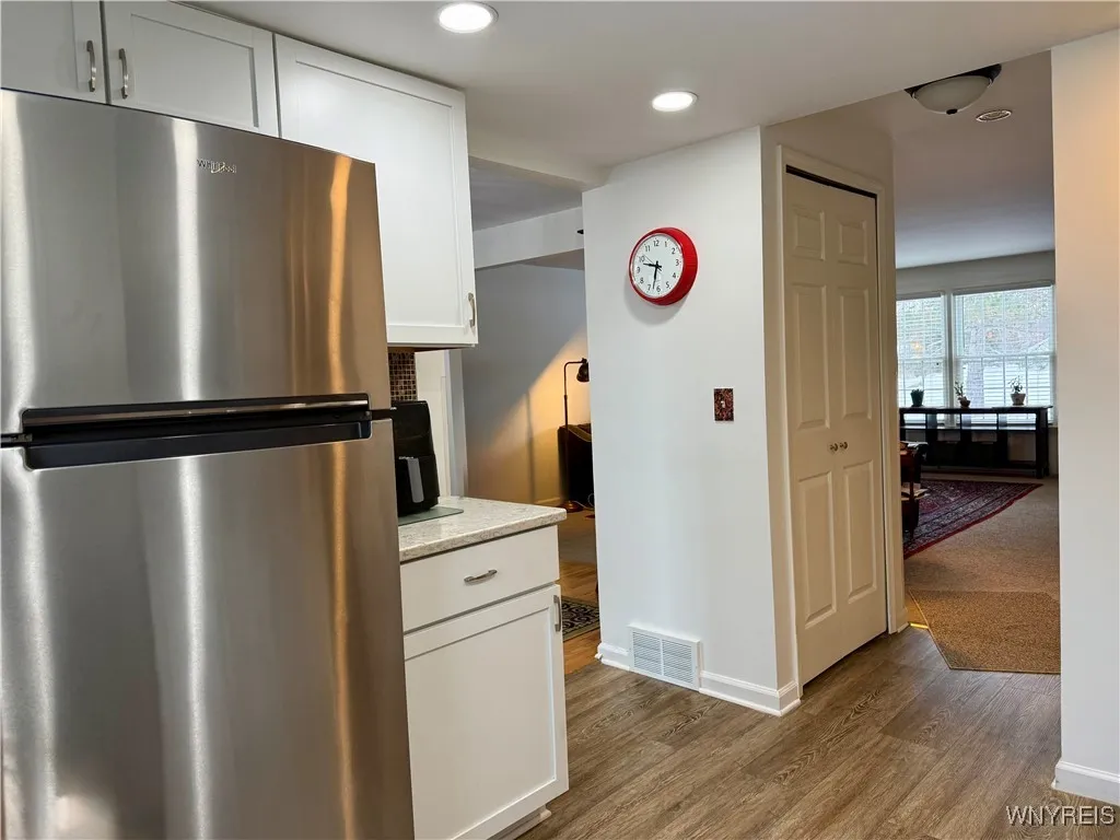 90 Carriage Drive 5, Orchard Park, New York 14127, Orchard Park, New York 14127, 3 Bedrooms Bedrooms, 6 Rooms Rooms,1 BathroomBathrooms,Residential,Closed,90 Carriage Drive 5, Orchard Park, New York 14127,0,B1653256