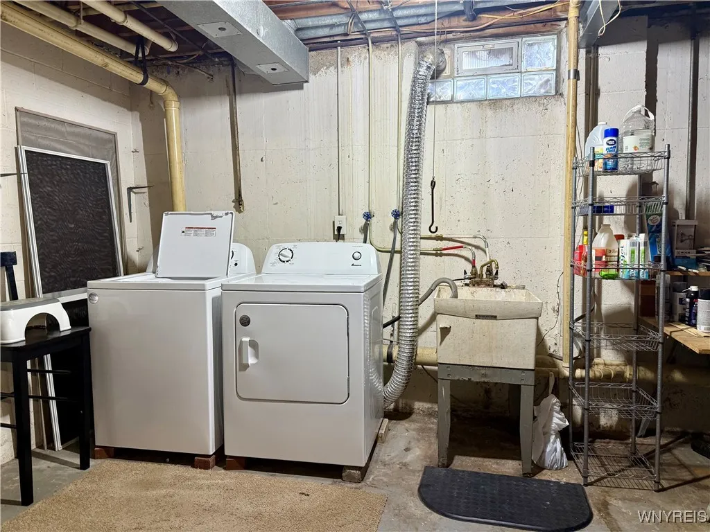 90 Carriage Drive 5, Orchard Park, New York 14127, Orchard Park, New York 14127, 3 Bedrooms Bedrooms, 6 Rooms Rooms,1 BathroomBathrooms,Residential,Closed,90 Carriage Drive 5, Orchard Park, New York 14127,0,B1653256
