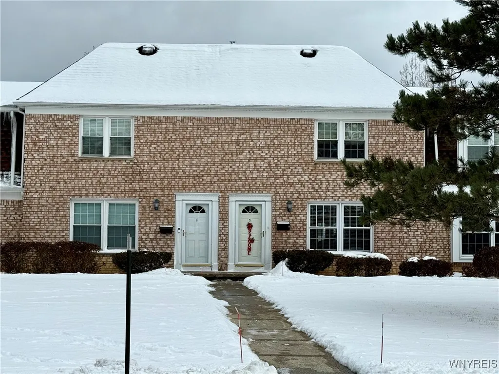 90 Carriage Drive 5, Orchard Park, New York 14127, Orchard Park, New York 14127, 3 Bedrooms Bedrooms, 6 Rooms Rooms,1 BathroomBathrooms,Residential,Closed,90 Carriage Drive 5, Orchard Park, New York 14127,0,B1653256