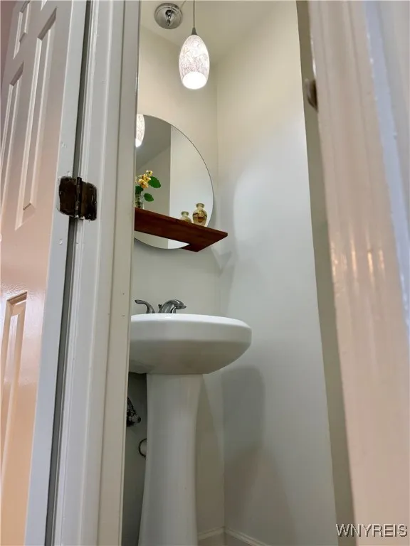 90 Carriage Drive 5, Orchard Park, New York 14127, Orchard Park, New York 14127, 3 Bedrooms Bedrooms, 6 Rooms Rooms,1 BathroomBathrooms,Residential,Closed,90 Carriage Drive 5, Orchard Park, New York 14127,0,B1653256