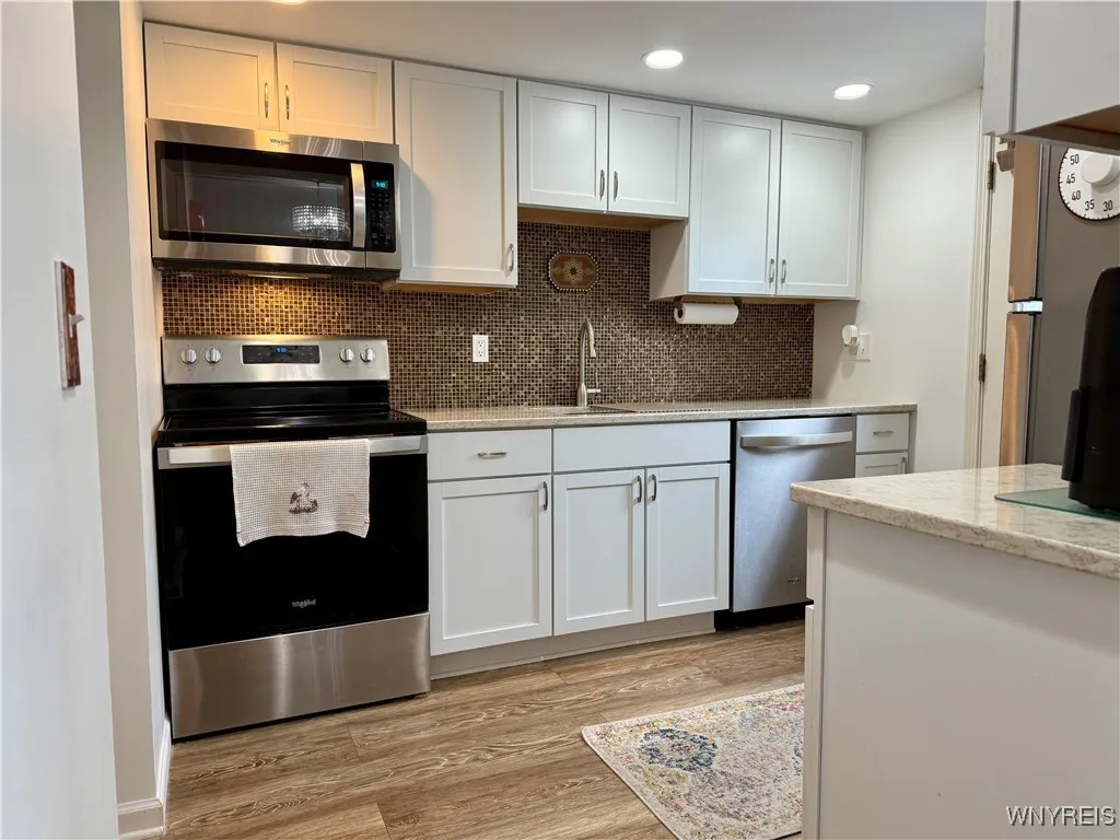 90 Carriage Drive 5, Orchard Park, New York 14127, Orchard Park, New York 14127, 3 Bedrooms Bedrooms, 6 Rooms Rooms,1 BathroomBathrooms,Residential,Closed,90 Carriage Drive 5, Orchard Park, New York 14127,0,B1653256