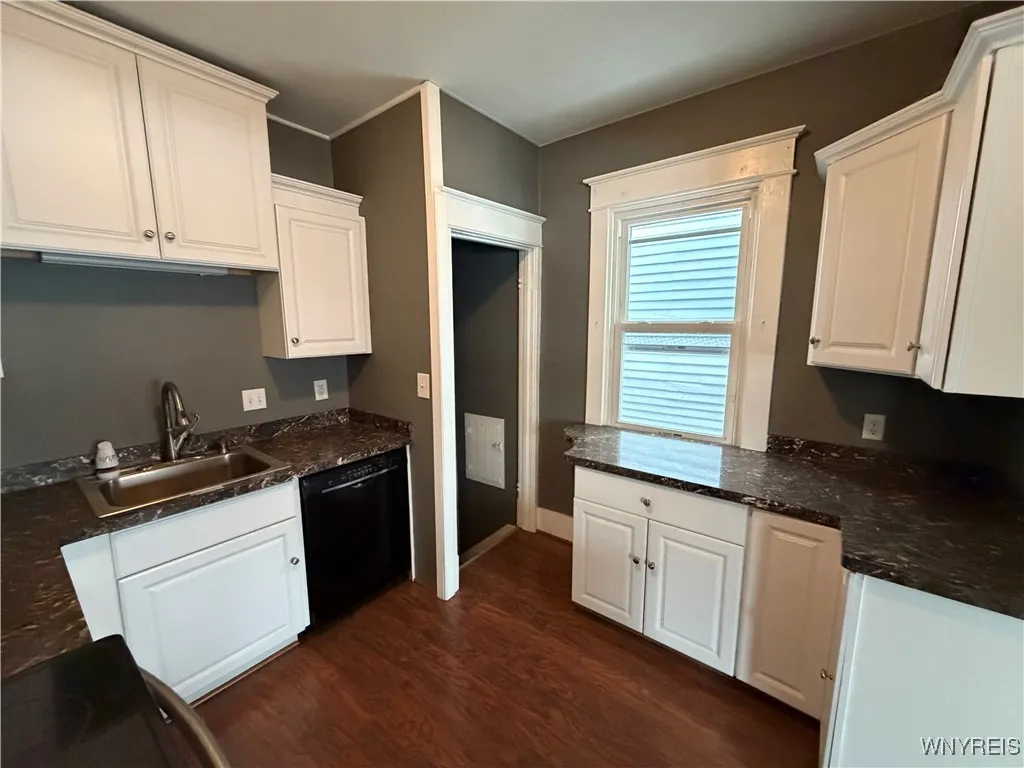 30 Enola Avenue, Tonawanda, New York 14217, Tonawanda, New York 14217, 2 Bedrooms Bedrooms, 5 Rooms Rooms,1 BathroomBathrooms,Residential,Closed,30 Enola Avenue, Tonawanda, New York 14217,0,B1654656