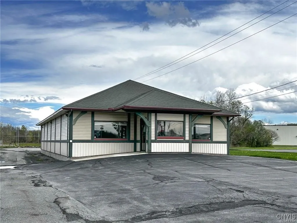 494 French Road, Utica, New York 13502, Utica, New York 13502, ,Commercial Sale,For Sale,494 French Road, Utica, New York 13502,0,S1655101