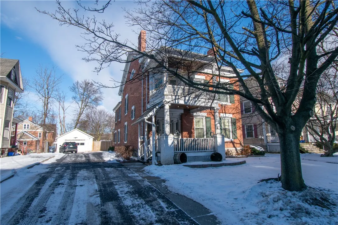 202 Fall Street, Seneca Falls, New York 13148, Seneca Falls, New York 13148, 4 Bedrooms Bedrooms, 12 Rooms Rooms,4 BathroomsBathrooms,Residential,For Sale,202 Fall Street, Seneca Falls, New York 13148,0,R1655088