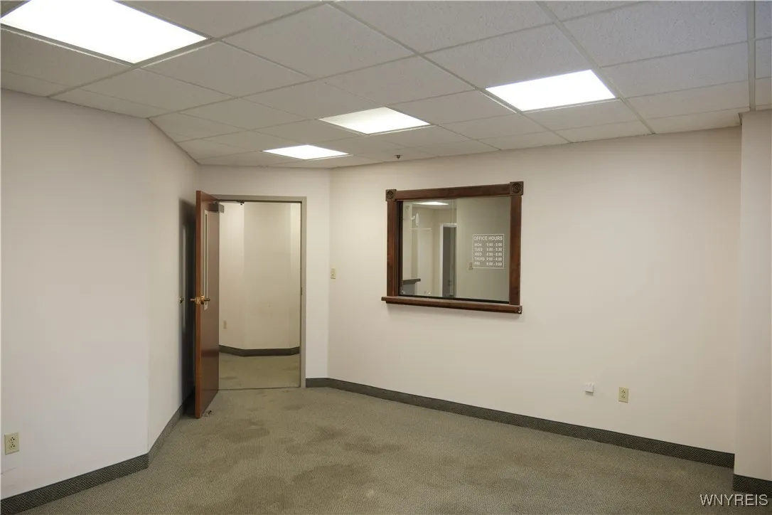 4085 Seneca Street, West Seneca, New York 14224, West Seneca, New York 14224, ,Commercial Lease,For Rent,4085 Seneca Street, West Seneca, New York 14224,0,B1655246