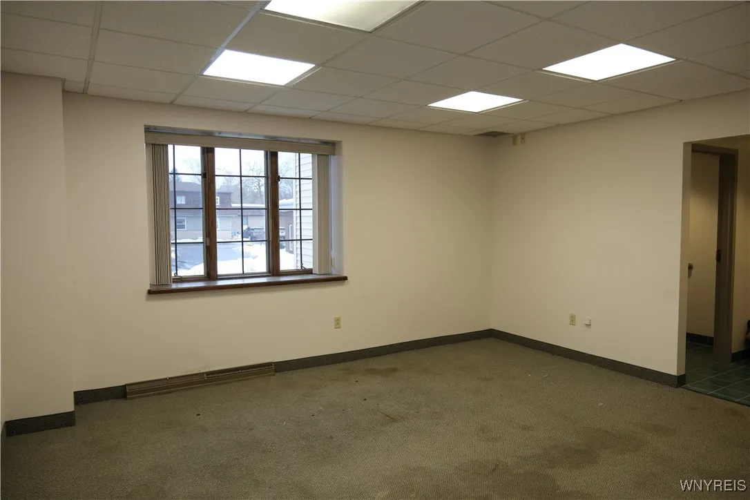 4085 Seneca Street, West Seneca, New York 14224, West Seneca, New York 14224, ,Commercial Lease,For Rent,4085 Seneca Street, West Seneca, New York 14224,0,B1655246