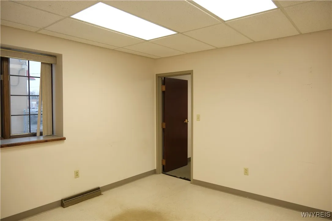 4085 Seneca Street, West Seneca, New York 14224, West Seneca, New York 14224, ,Commercial Lease,For Rent,4085 Seneca Street, West Seneca, New York 14224,0,B1655246