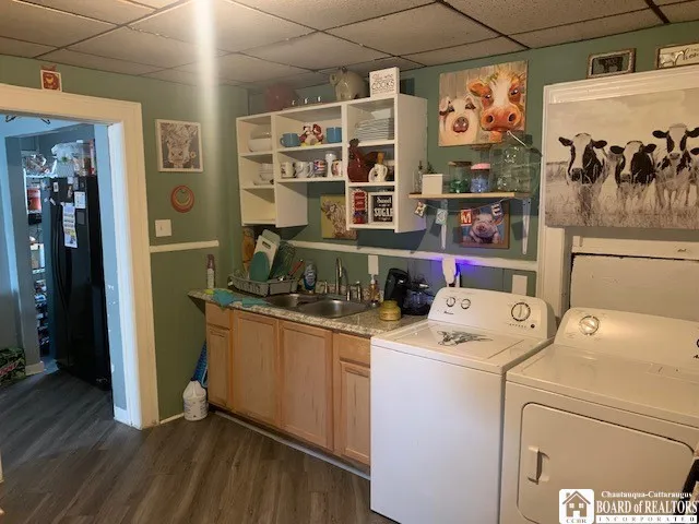 393 Buffalo Street, Jamestown, New York 14701, Jamestown, New York 14701, 3 Bedrooms Bedrooms, 9 Rooms Rooms,2 BathroomsBathrooms,Residential,For Sale,393 Buffalo Street, Jamestown, New York 14701,0,R1655250