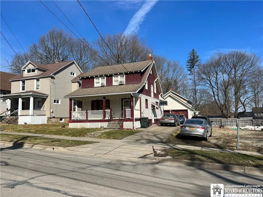 385 Buffalo Street, Jamestown, New York 14701, Jamestown, New York 14701, 3 Bedrooms Bedrooms, 9 Rooms Rooms,1 BathroomBathrooms,Residential,For Sale,385 Buffalo Street, Jamestown, New York 14701,0,R1655251