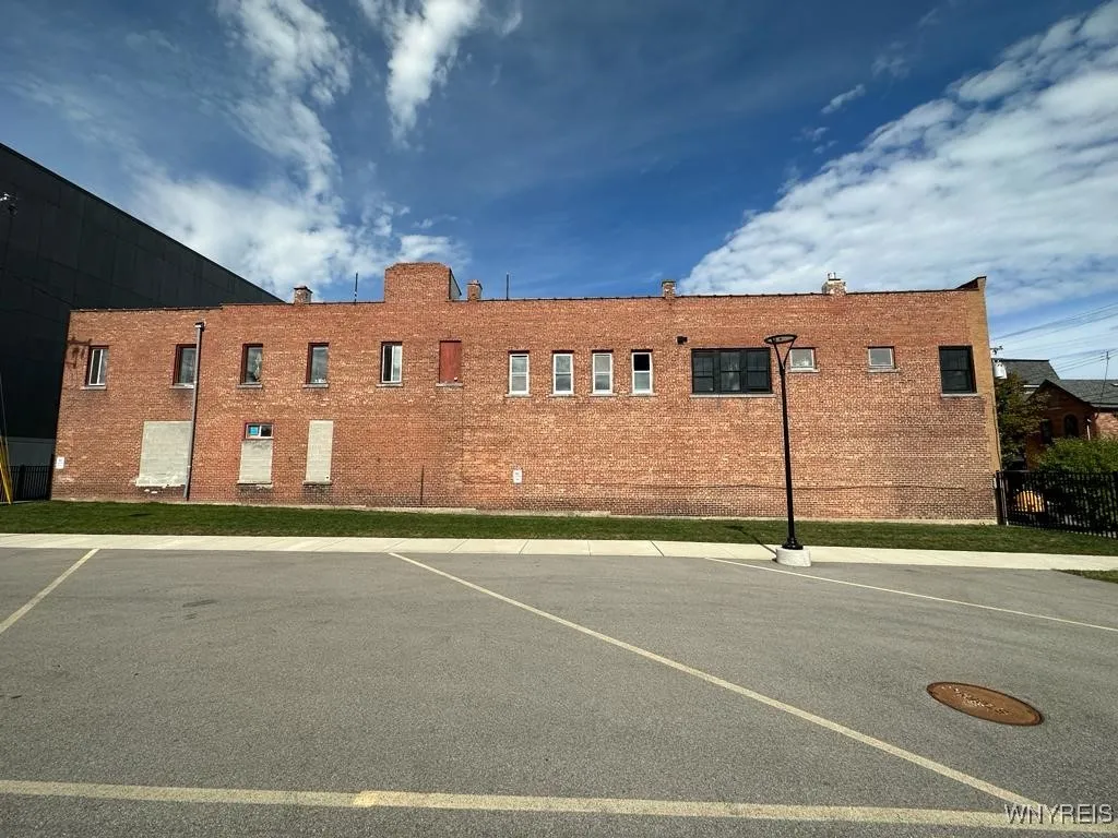 260 Plymouth Avenue, Buffalo, New York 14213, Buffalo, New York 14213, 6 Bedrooms Bedrooms, ,2 BathroomsBathrooms,Residential,For Sale,260 Plymouth Avenue, Buffalo, New York 14213,0,B1655224