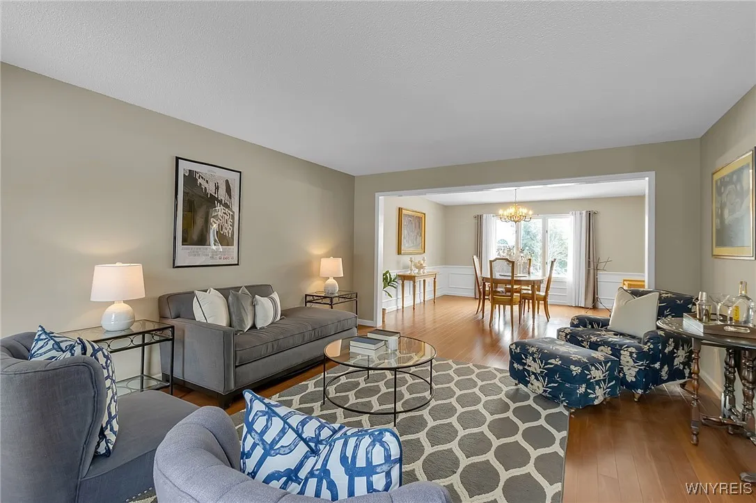 33 Vassar Drive, Amherst, New York 14068, Amherst, New York 14068, 4 Bedrooms Bedrooms, 9 Rooms Rooms,2 BathroomsBathrooms,Residential,Closed,33 Vassar Drive, Amherst, New York 14068,0,B1654674
