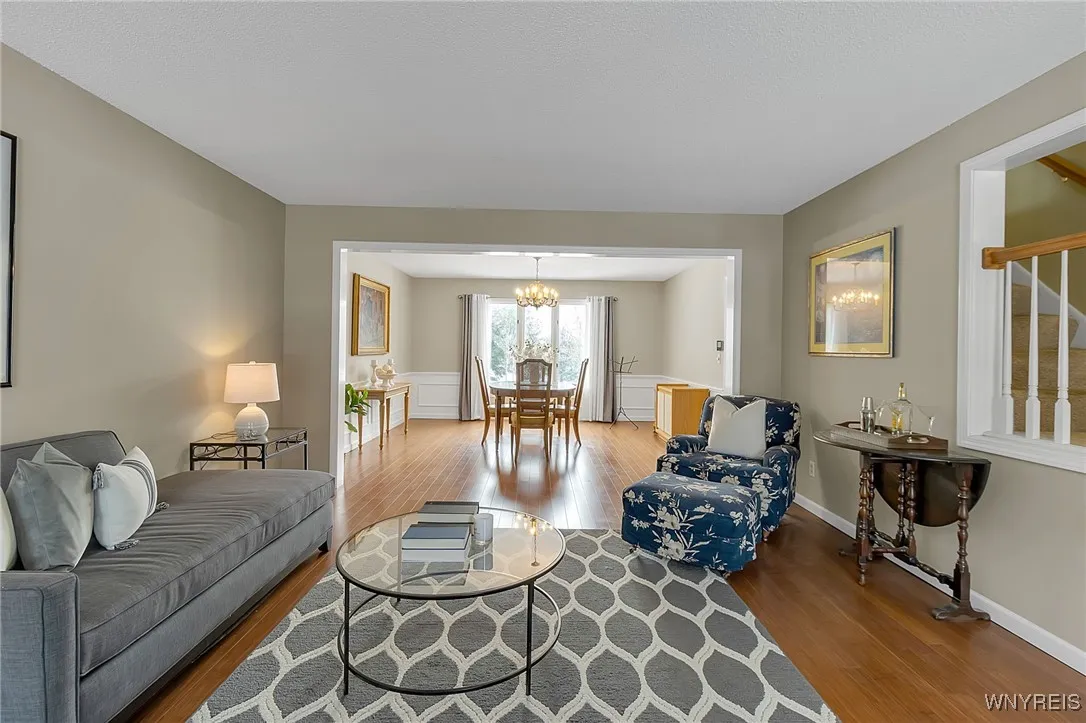 33 Vassar Drive, Amherst, New York 14068, Amherst, New York 14068, 4 Bedrooms Bedrooms, 9 Rooms Rooms,2 BathroomsBathrooms,Residential,Closed,33 Vassar Drive, Amherst, New York 14068,0,B1654674