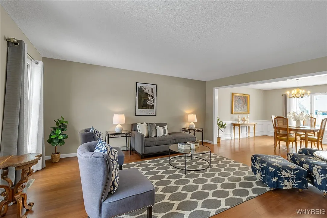 33 Vassar Drive, Amherst, New York 14068, Amherst, New York 14068, 4 Bedrooms Bedrooms, 9 Rooms Rooms,2 BathroomsBathrooms,Residential,Closed,33 Vassar Drive, Amherst, New York 14068,0,B1654674