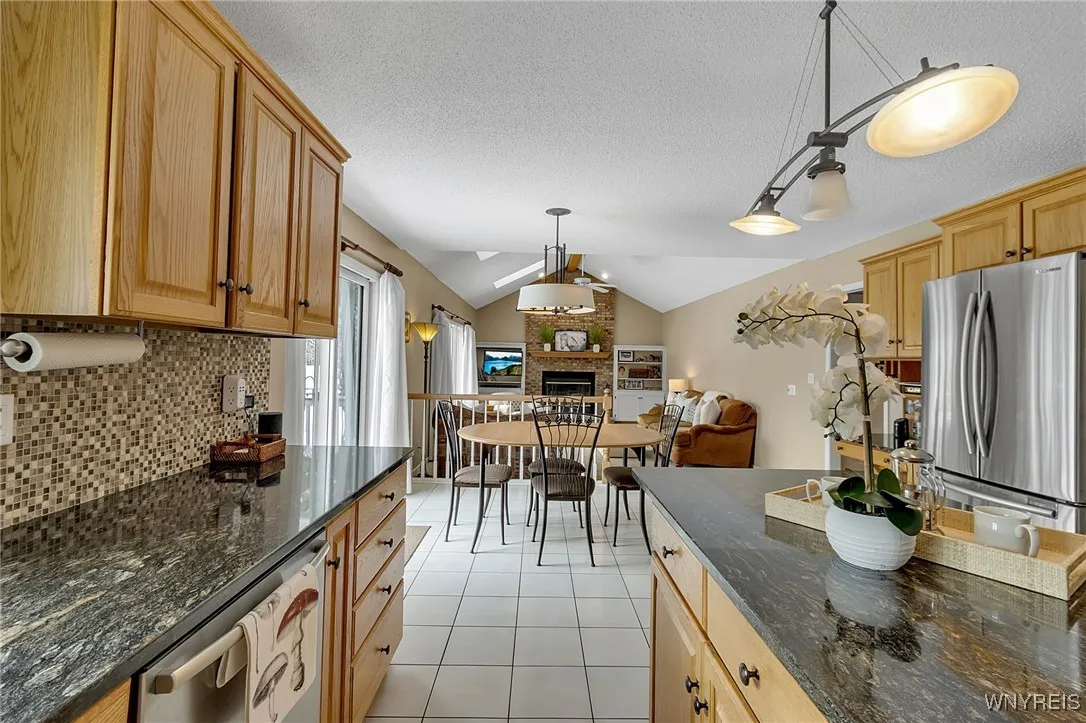 33 Vassar Drive, Amherst, New York 14068, Amherst, New York 14068, 4 Bedrooms Bedrooms, 9 Rooms Rooms,2 BathroomsBathrooms,Residential,Closed,33 Vassar Drive, Amherst, New York 14068,0,B1654674