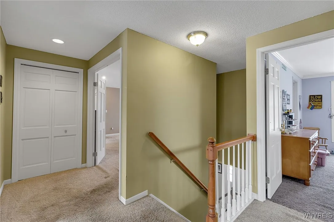 33 Vassar Drive, Amherst, New York 14068, Amherst, New York 14068, 4 Bedrooms Bedrooms, 9 Rooms Rooms,2 BathroomsBathrooms,Residential,Closed,33 Vassar Drive, Amherst, New York 14068,0,B1654674