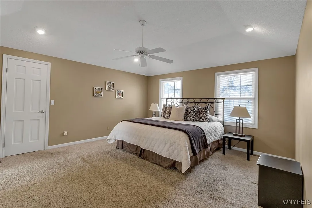 33 Vassar Drive, Amherst, New York 14068, Amherst, New York 14068, 4 Bedrooms Bedrooms, 9 Rooms Rooms,2 BathroomsBathrooms,Residential,Closed,33 Vassar Drive, Amherst, New York 14068,0,B1654674