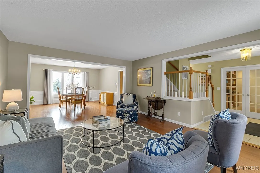 33 Vassar Drive, Amherst, New York 14068, Amherst, New York 14068, 4 Bedrooms Bedrooms, 9 Rooms Rooms,2 BathroomsBathrooms,Residential,Closed,33 Vassar Drive, Amherst, New York 14068,0,B1654674