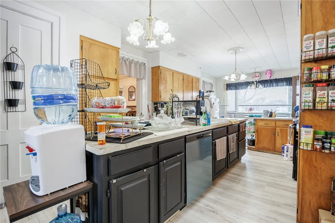 981 Latta Road 1, Greece, New York 14612, Greece, New York 14612, 4 Bedrooms Bedrooms, 6 Rooms Rooms,2 BathroomsBathrooms,Residential Lease,For Rent,981 Latta Road 1, Greece, New York 14612,0,R1655247