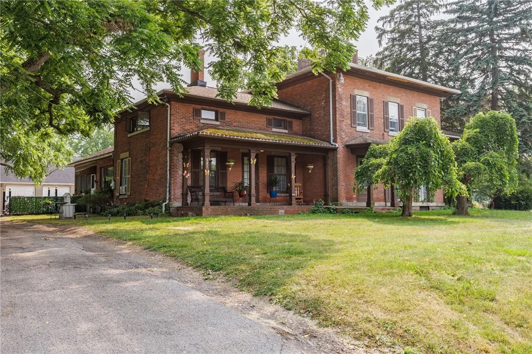 981 Latta Road 1, Greece, New York 14612, Greece, New York 14612, 4 Bedrooms Bedrooms, 6 Rooms Rooms,2 BathroomsBathrooms,Residential Lease,For Rent,981 Latta Road 1, Greece, New York 14612,0,R1655247