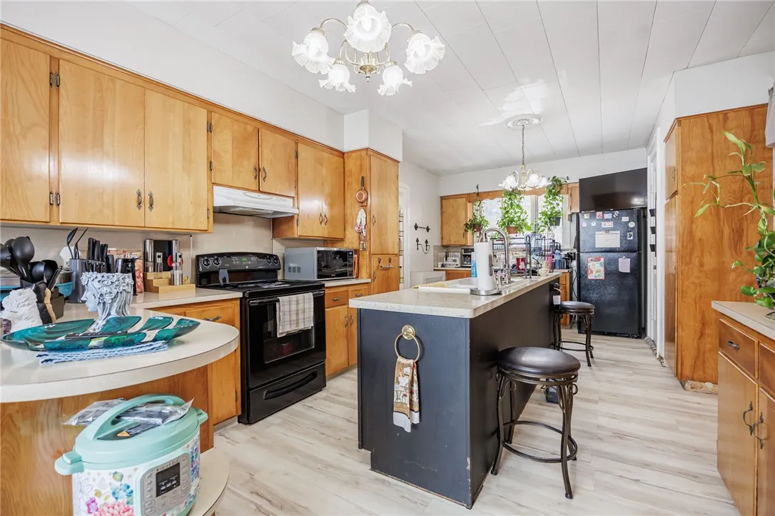 981 Latta Road 1, Greece, New York 14612, Greece, New York 14612, 4 Bedrooms Bedrooms, 6 Rooms Rooms,2 BathroomsBathrooms,Residential Lease,For Rent,981 Latta Road 1, Greece, New York 14612,0,R1655247