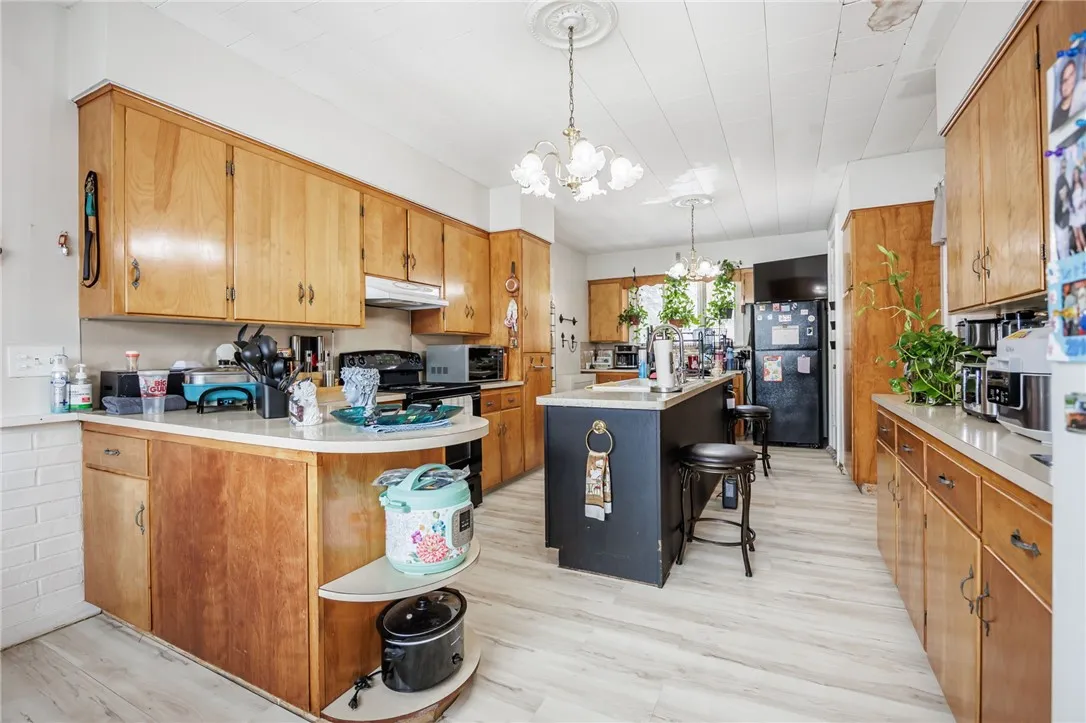 981 Latta Road 1, Greece, New York 14612, Greece, New York 14612, 4 Bedrooms Bedrooms, 6 Rooms Rooms,2 BathroomsBathrooms,Residential Lease,For Rent,981 Latta Road 1, Greece, New York 14612,0,R1655247