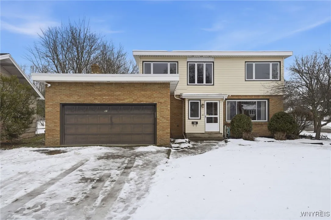 97 Ponderosa Drive, Amherst, New York 14221, Amherst, New York 14221, 4 Bedrooms Bedrooms, 8 Rooms Rooms,1 BathroomBathrooms,Residential,Closed,97 Ponderosa Drive, Amherst, New York 14221,0,B1655303