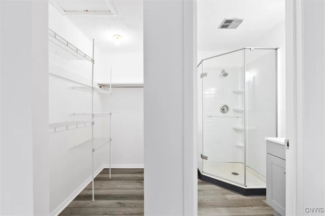 3754 Helios Court, Clay, New York 13027, Clay, New York 13027, 3 Bedrooms Bedrooms, 6 Rooms Rooms,1 BathroomBathrooms,Residential Lease,Closed,3754 Helios Court, Clay, New York 13027,0,S1655399