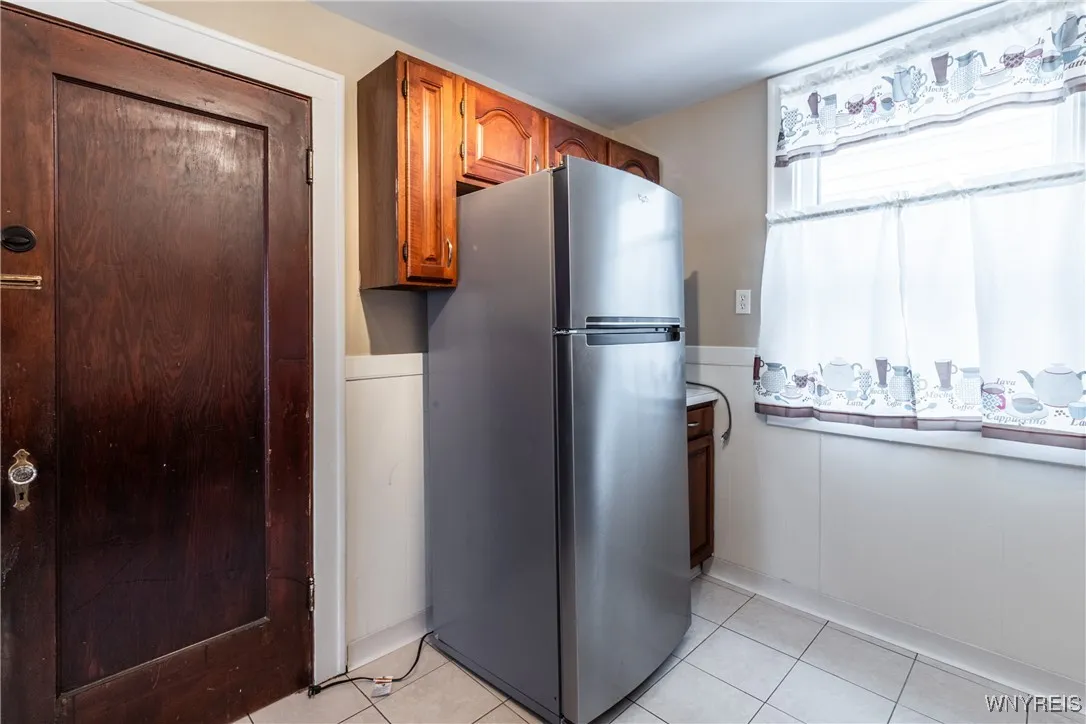 189 Hamilton Drive 1, Amherst, New York 14226, Amherst, New York 14226, 2 Bedrooms Bedrooms, 7 Rooms Rooms,1 BathroomBathrooms,Residential Lease,Closed,189 Hamilton Drive 1, Amherst, New York 14226,0,B1655423