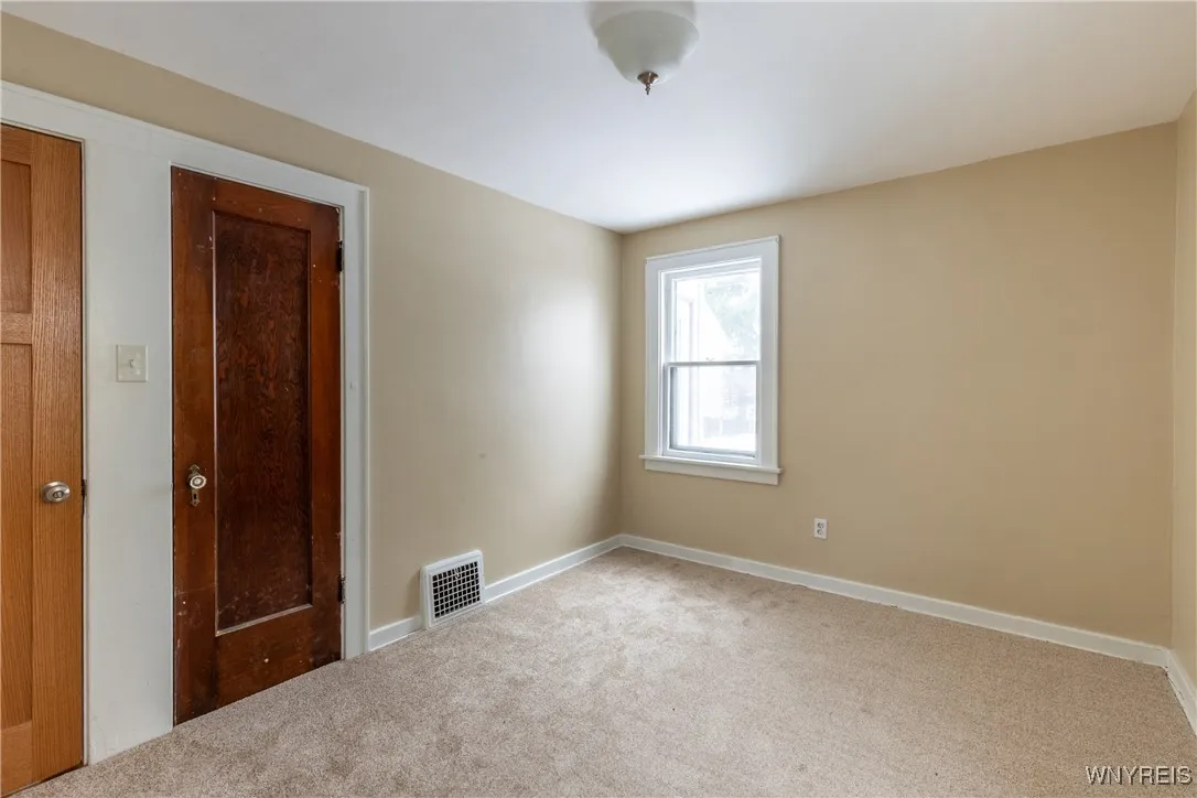 189 Hamilton Drive 1, Amherst, New York 14226, Amherst, New York 14226, 2 Bedrooms Bedrooms, 7 Rooms Rooms,1 BathroomBathrooms,Residential Lease,Closed,189 Hamilton Drive 1, Amherst, New York 14226,0,B1655423