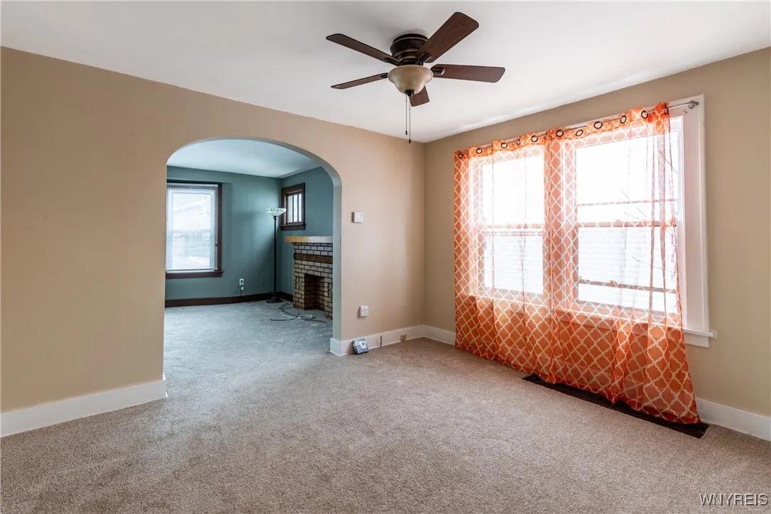 189 Hamilton Drive 1, Amherst, New York 14226, Amherst, New York 14226, 2 Bedrooms Bedrooms, 7 Rooms Rooms,1 BathroomBathrooms,Residential Lease,Closed,189 Hamilton Drive 1, Amherst, New York 14226,0,B1655423