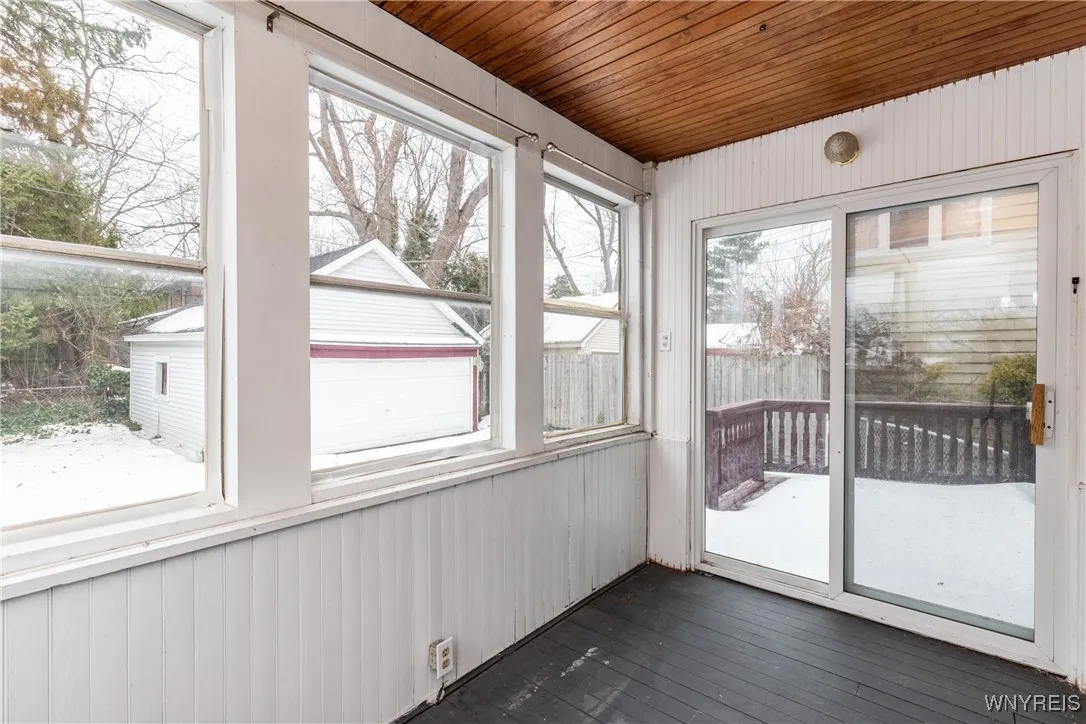 189 Hamilton Drive 1, Amherst, New York 14226, Amherst, New York 14226, 2 Bedrooms Bedrooms, 7 Rooms Rooms,1 BathroomBathrooms,Residential Lease,Closed,189 Hamilton Drive 1, Amherst, New York 14226,0,B1655423