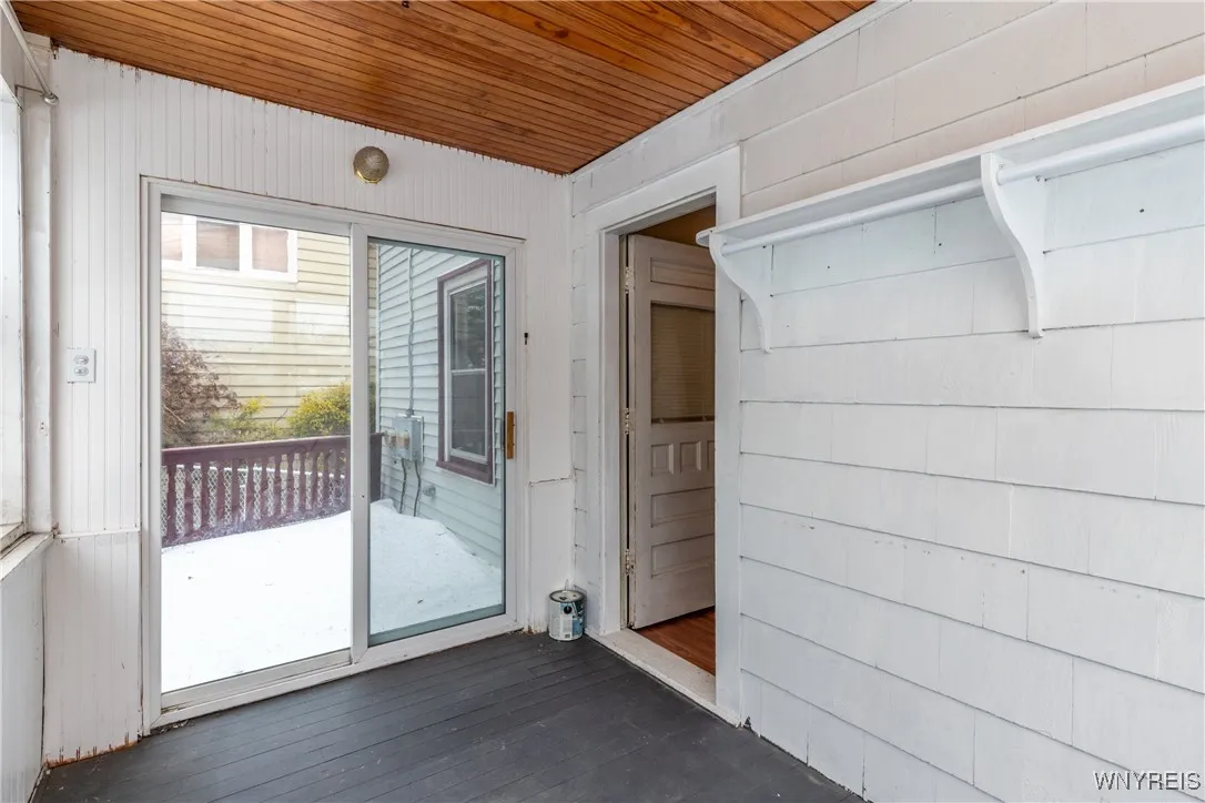 189 Hamilton Drive 1, Amherst, New York 14226, Amherst, New York 14226, 2 Bedrooms Bedrooms, 7 Rooms Rooms,1 BathroomBathrooms,Residential Lease,Closed,189 Hamilton Drive 1, Amherst, New York 14226,0,B1655423