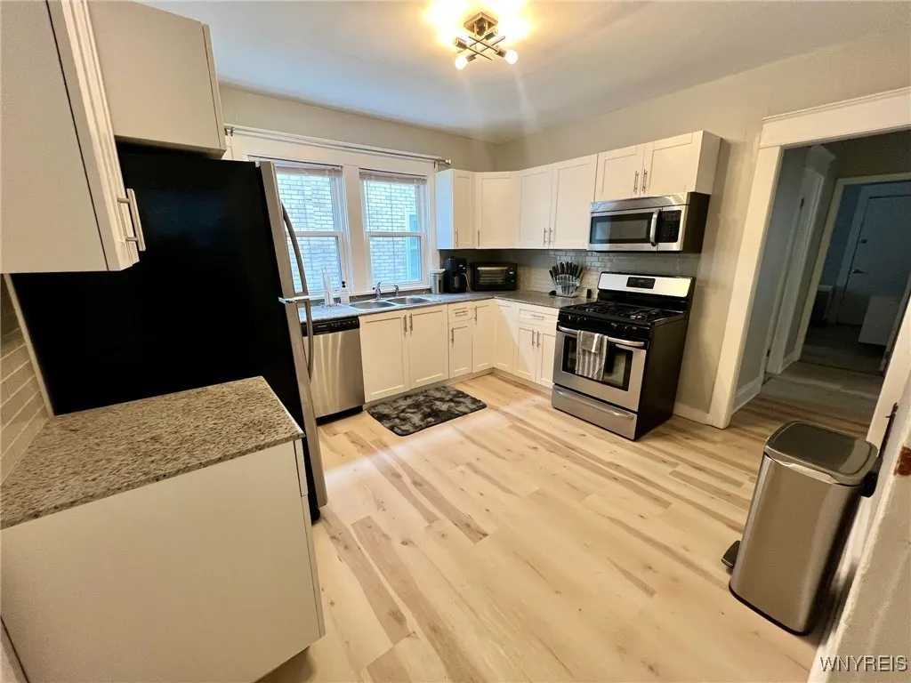 1691 Hertel Avenue, Buffalo, New York 14216, Buffalo, New York 14216, 3 Bedrooms Bedrooms, 6 Rooms Rooms,1 BathroomBathrooms,Residential Lease,Closed,1691 Hertel Avenue, Buffalo, New York 14216,0,B1655476