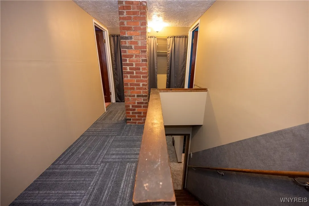 4664 Tomaka Drive, Hamburg, New York 14075, Hamburg, New York 14075, 4 Bedrooms Bedrooms, 6 Rooms Rooms,1 BathroomBathrooms,Residential,For Sale,4664 Tomaka Drive, Hamburg, New York 14075,0,B1655071