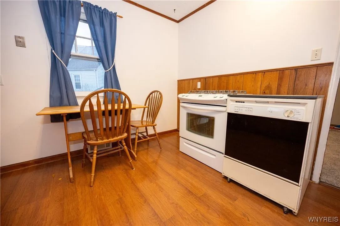 4664 Tomaka Drive, Hamburg, New York 14075, Hamburg, New York 14075, 4 Bedrooms Bedrooms, 6 Rooms Rooms,1 BathroomBathrooms,Residential,For Sale,4664 Tomaka Drive, Hamburg, New York 14075,0,B1655071