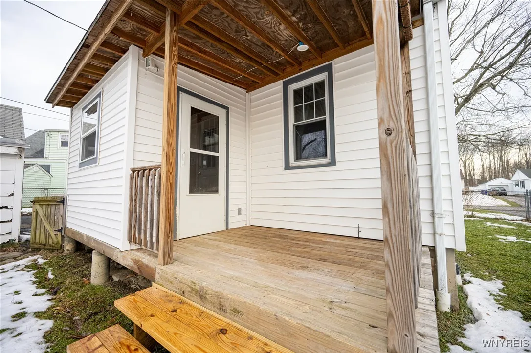 4664 Tomaka Drive, Hamburg, New York 14075, Hamburg, New York 14075, 4 Bedrooms Bedrooms, 6 Rooms Rooms,1 BathroomBathrooms,Residential,For Sale,4664 Tomaka Drive, Hamburg, New York 14075,0,B1655071