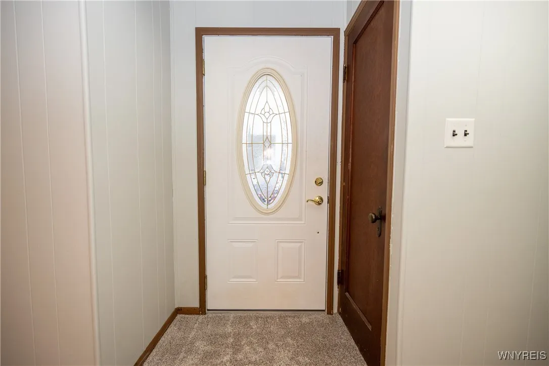 4664 Tomaka Drive, Hamburg, New York 14075, Hamburg, New York 14075, 4 Bedrooms Bedrooms, 6 Rooms Rooms,1 BathroomBathrooms,Residential,For Sale,4664 Tomaka Drive, Hamburg, New York 14075,0,B1655071