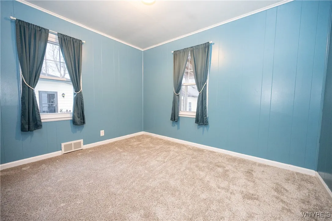 4664 Tomaka Drive, Hamburg, New York 14075, Hamburg, New York 14075, 4 Bedrooms Bedrooms, 6 Rooms Rooms,1 BathroomBathrooms,Residential,For Sale,4664 Tomaka Drive, Hamburg, New York 14075,0,B1655071