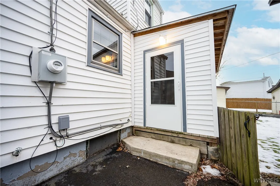 4664 Tomaka Drive, Hamburg, New York 14075, Hamburg, New York 14075, 4 Bedrooms Bedrooms, 6 Rooms Rooms,1 BathroomBathrooms,Residential,For Sale,4664 Tomaka Drive, Hamburg, New York 14075,0,B1655071