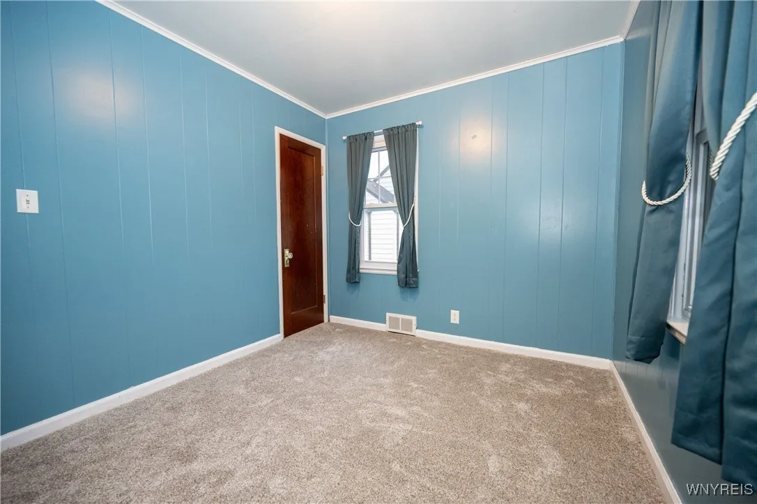 4664 Tomaka Drive, Hamburg, New York 14075, Hamburg, New York 14075, 4 Bedrooms Bedrooms, 6 Rooms Rooms,1 BathroomBathrooms,Residential,For Sale,4664 Tomaka Drive, Hamburg, New York 14075,0,B1655071