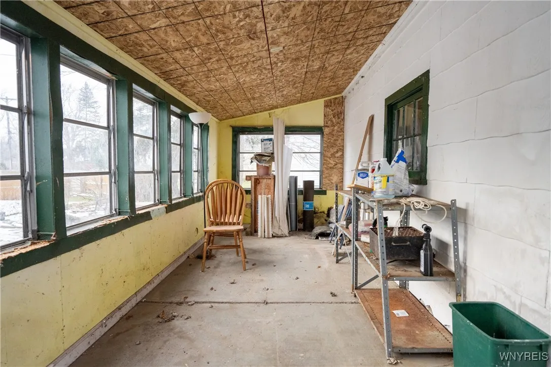 4664 Tomaka Drive, Hamburg, New York 14075, Hamburg, New York 14075, 4 Bedrooms Bedrooms, 6 Rooms Rooms,1 BathroomBathrooms,Residential,For Sale,4664 Tomaka Drive, Hamburg, New York 14075,0,B1655071