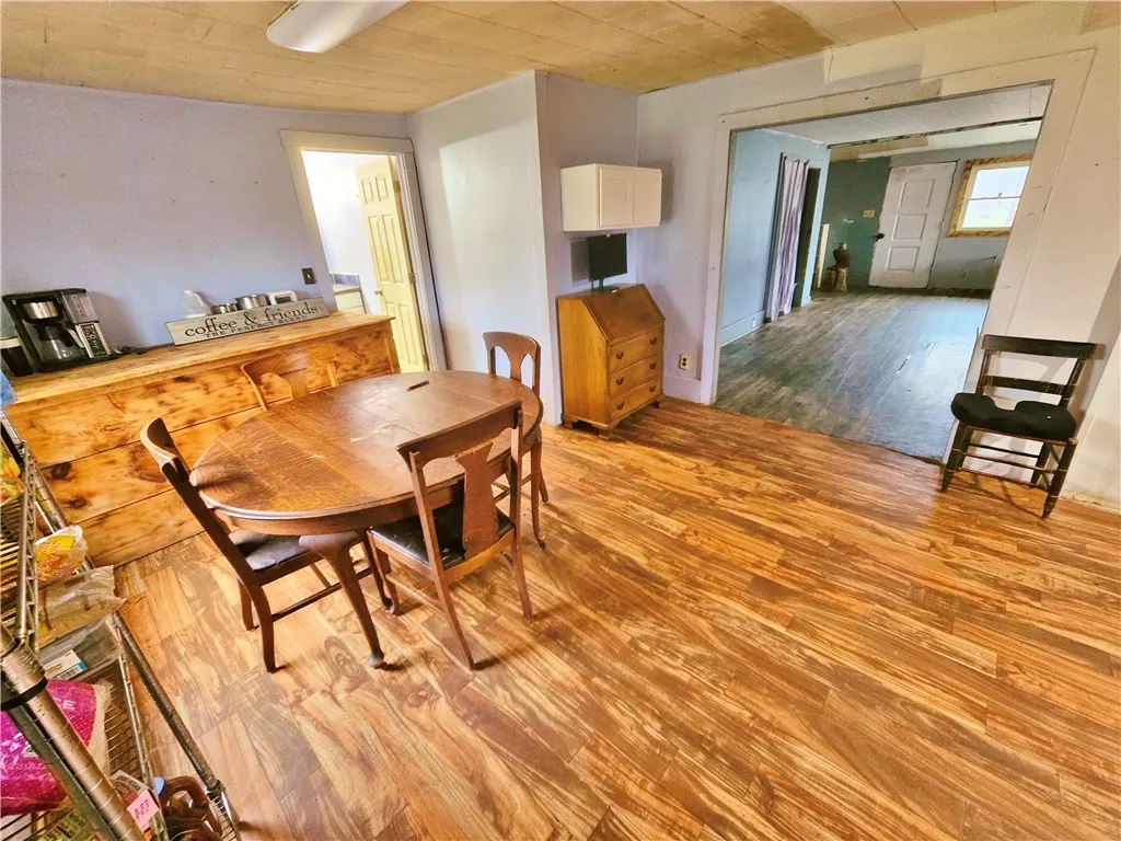 7376 County Route 74, Prattsburgh, New York 14873, Prattsburgh, New York 14873, 3 Bedrooms Bedrooms, 7 Rooms Rooms,1 BathroomBathrooms,Residential,For Sale,7376 County Route 74, Prattsburgh, New York 14873,0,R1655544