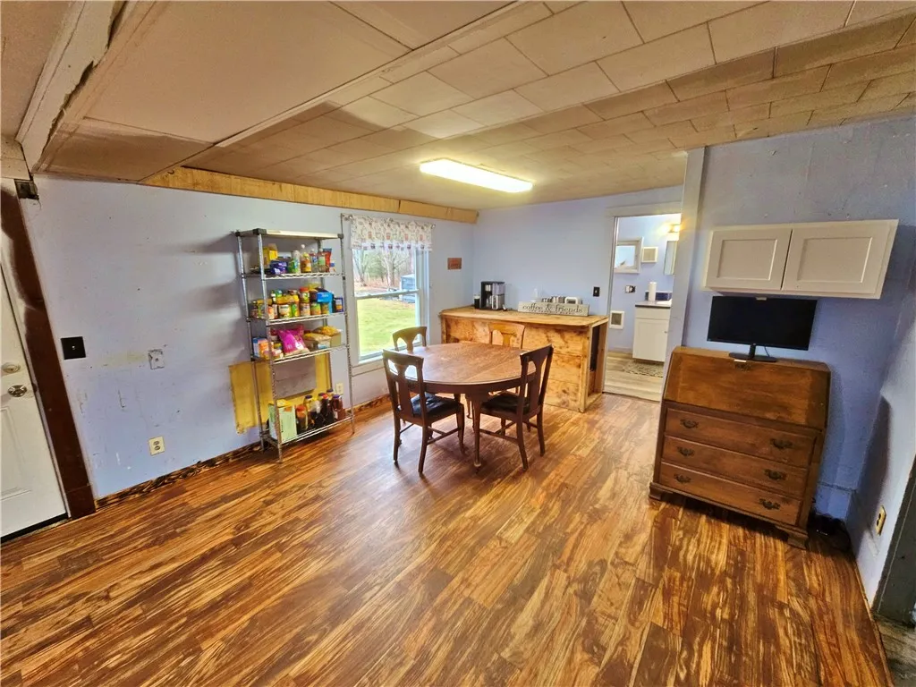 7376 County Route 74, Prattsburgh, New York 14873, Prattsburgh, New York 14873, 3 Bedrooms Bedrooms, 7 Rooms Rooms,1 BathroomBathrooms,Residential,For Sale,7376 County Route 74, Prattsburgh, New York 14873,0,R1655544