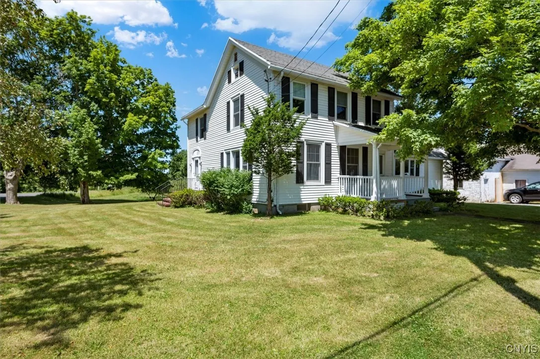 3743 Dawes Avenue, Kirkland, New York 13323, Kirkland, New York 13323, 3 Bedrooms Bedrooms, 8 Rooms Rooms,1 BathroomBathrooms,Residential Lease,For Rent,3743 Dawes Avenue, Kirkland, New York 13323,0,S1651747