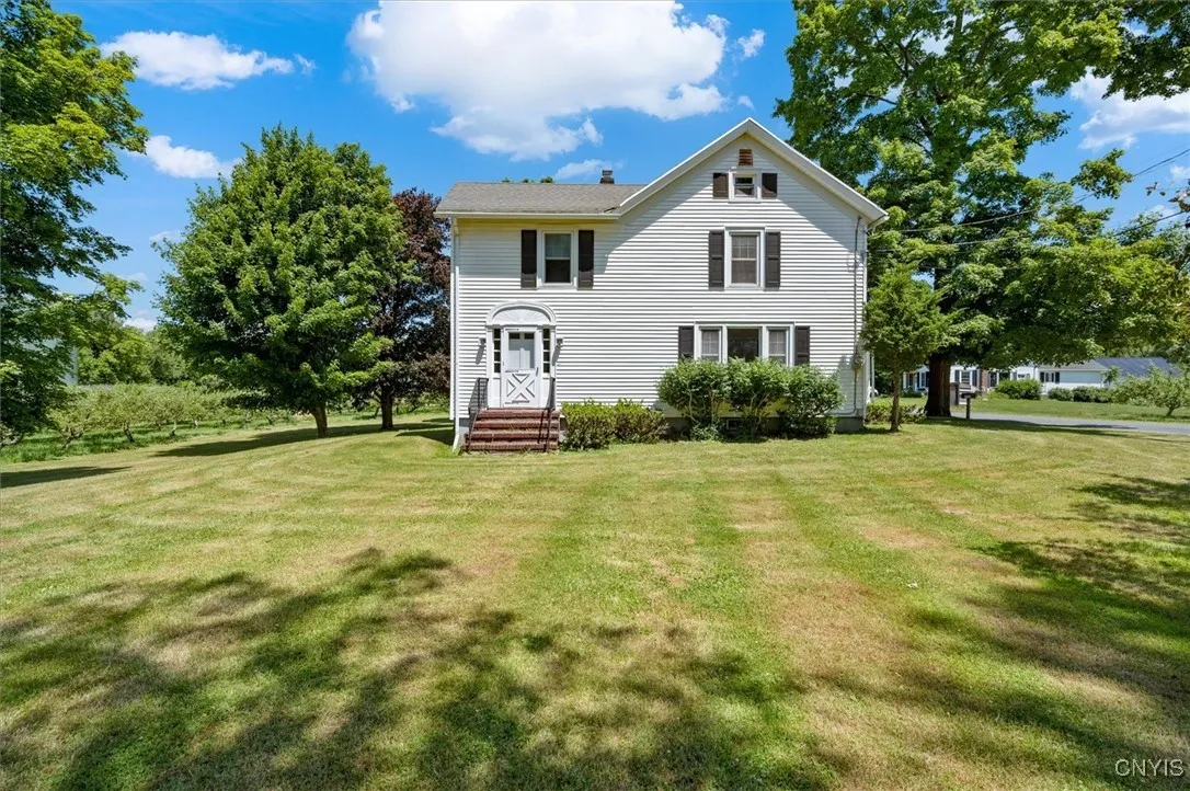 3743 Dawes Avenue, Kirkland, New York 13323, Kirkland, New York 13323, 3 Bedrooms Bedrooms, 8 Rooms Rooms,1 BathroomBathrooms,Residential Lease,For Rent,3743 Dawes Avenue, Kirkland, New York 13323,0,S1651747