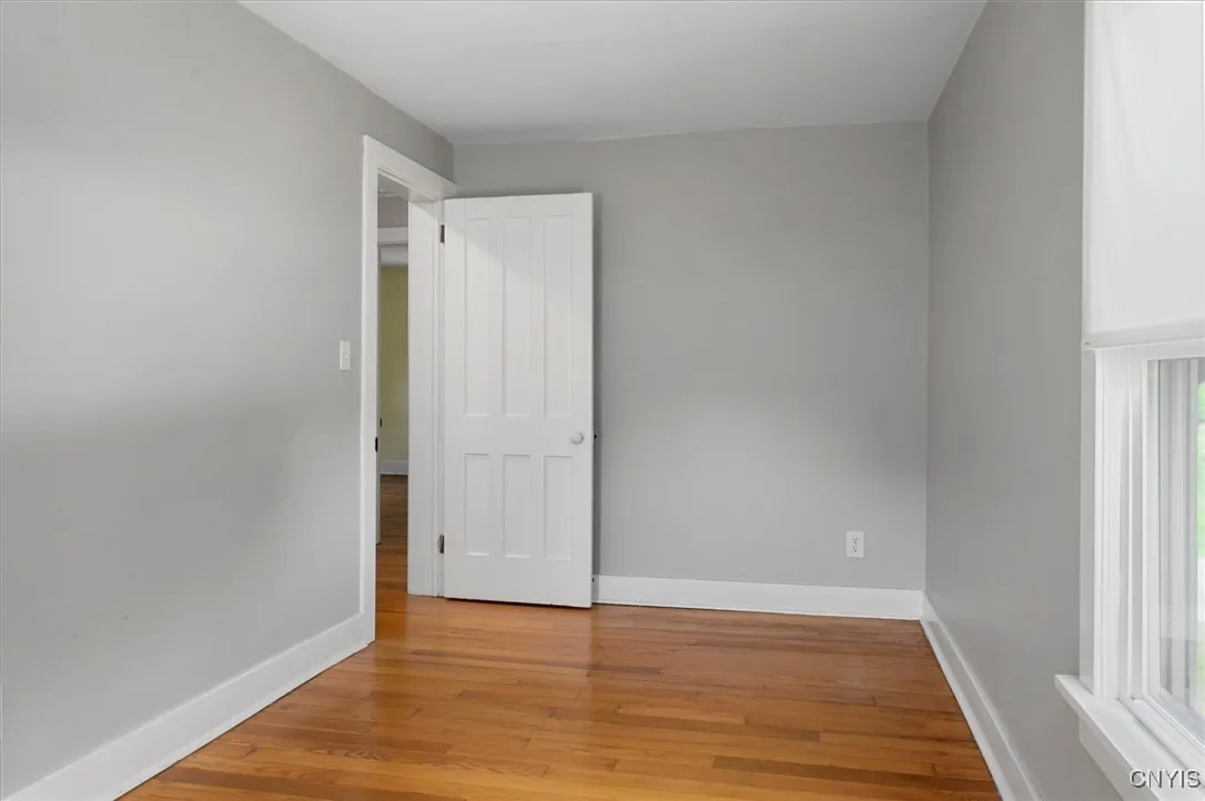 3743 Dawes Avenue, Kirkland, New York 13323, Kirkland, New York 13323, 3 Bedrooms Bedrooms, 8 Rooms Rooms,1 BathroomBathrooms,Residential Lease,For Rent,3743 Dawes Avenue, Kirkland, New York 13323,0,S1651747