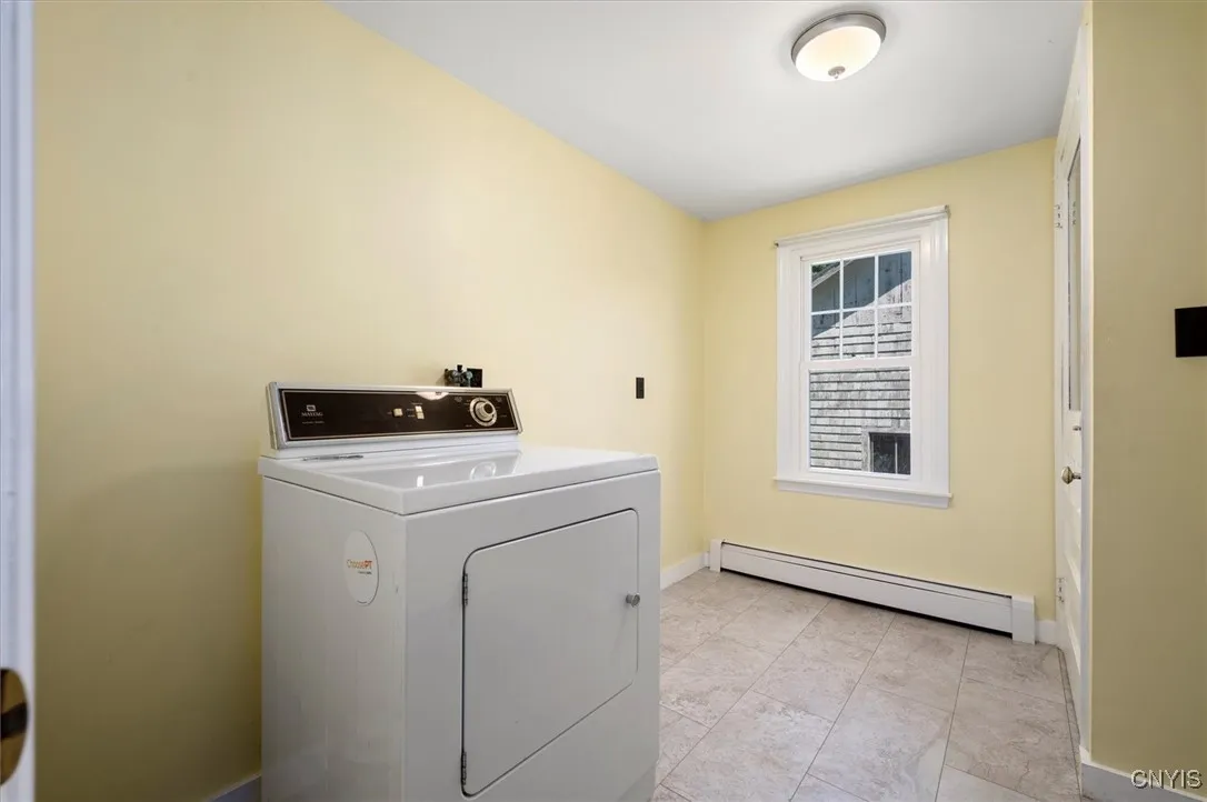 3743 Dawes Avenue, Kirkland, New York 13323, Kirkland, New York 13323, 3 Bedrooms Bedrooms, 8 Rooms Rooms,1 BathroomBathrooms,Residential Lease,For Rent,3743 Dawes Avenue, Kirkland, New York 13323,0,S1651747