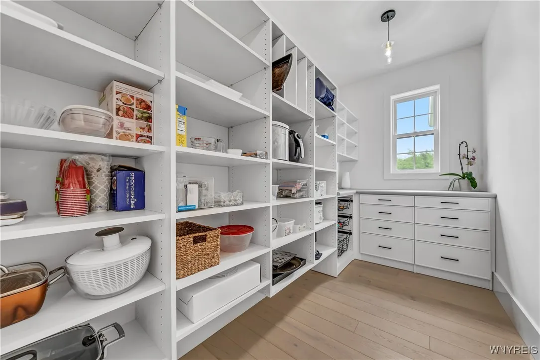 4480 Boncrest West, Clarence, New York 14031, Clarence, New York 14031, 4 Bedrooms Bedrooms, 11 Rooms Rooms,4 BathroomsBathrooms,Residential,For Sale,4480 Boncrest West, Clarence, New York 14031,0,B1655561