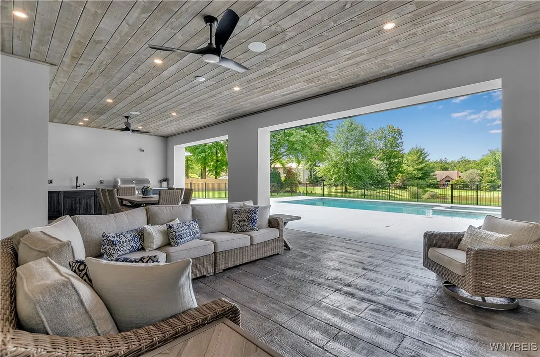 4480 Boncrest West, Clarence, New York 14031, Clarence, New York 14031, 4 Bedrooms Bedrooms, 11 Rooms Rooms,4 BathroomsBathrooms,Residential,For Sale,4480 Boncrest West, Clarence, New York 14031,0,B1655561