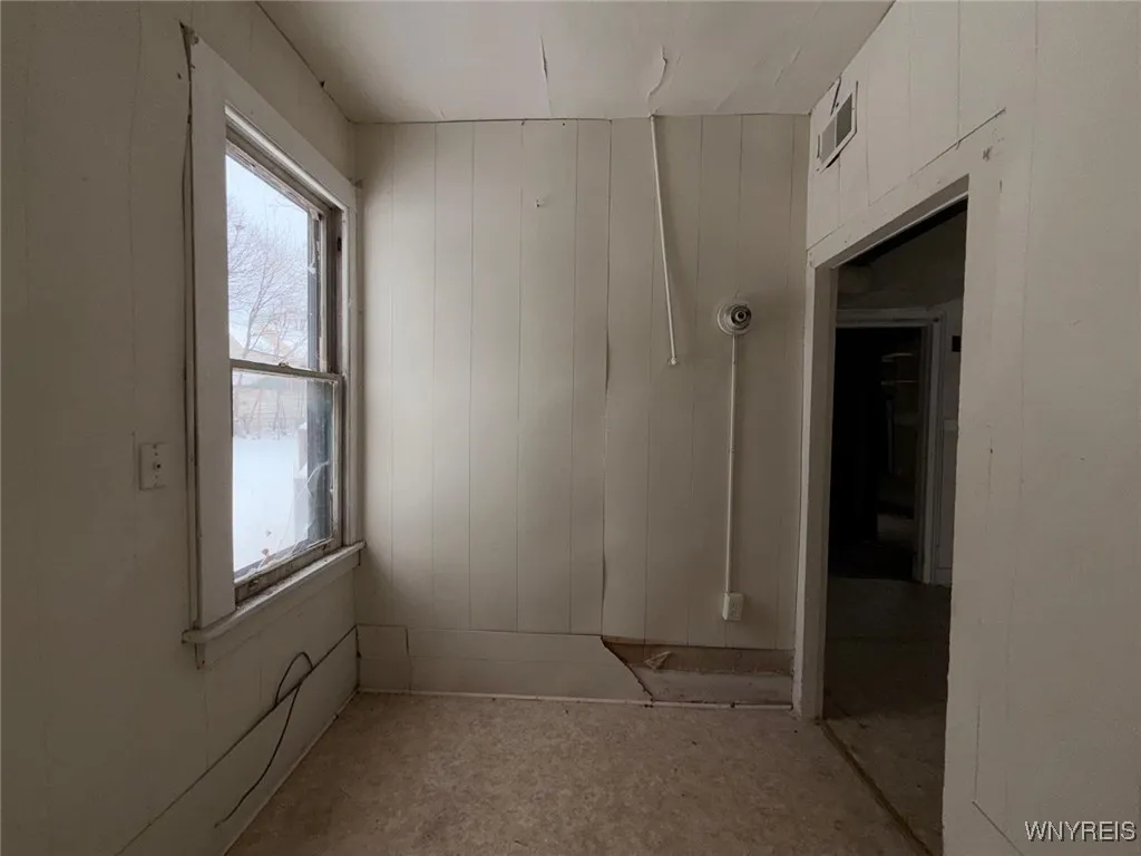 255 Orange Street, Buffalo, New York 14204, Buffalo, New York 14204, 4 Bedrooms Bedrooms, 11 Rooms Rooms,2 BathroomsBathrooms,Residential,For Sale,255 Orange Street, Buffalo, New York 14204,0,B1655688